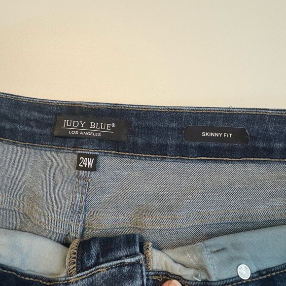 Judy Blue Kirsten Skinny Fit Distressed Jeans Plus Size 24 Style JB88417‎ 0322 - Picture 9 of 11